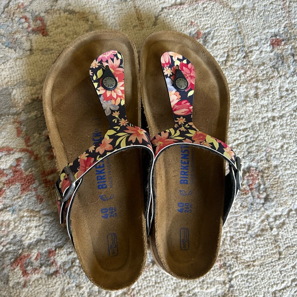 Birkenstock - floral strap